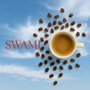 کاپ اسپرسو با دانه‌های قهوه پیرامون آن و لوگوی قرمز SWAMI